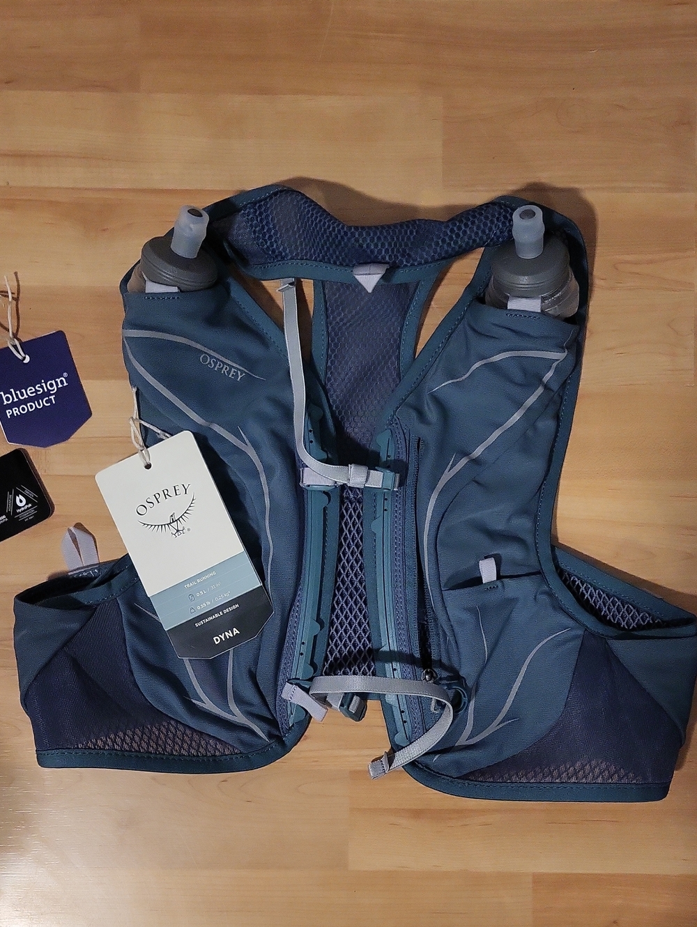 OSPREY Teal Running Hydration Vest with Dual Soft Bottles